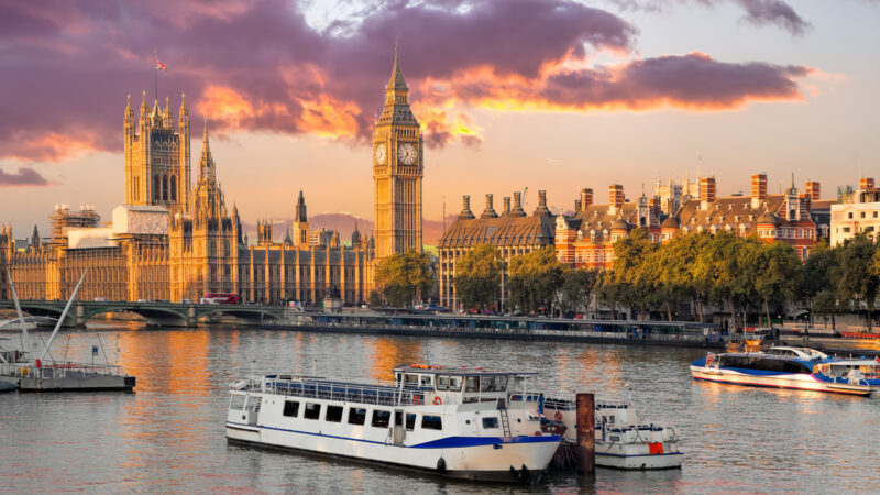 The Ultimate Travel Guide to London